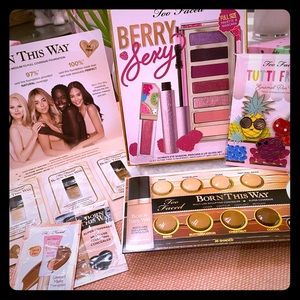 Too Faced Berry Sexy Bundle